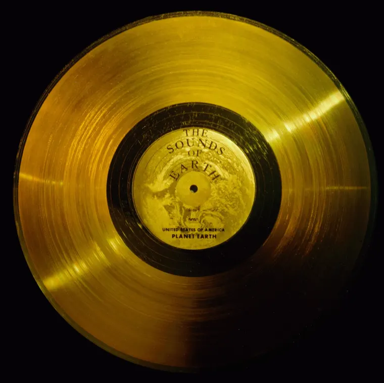 The golden cover of the Voyager Golden Record